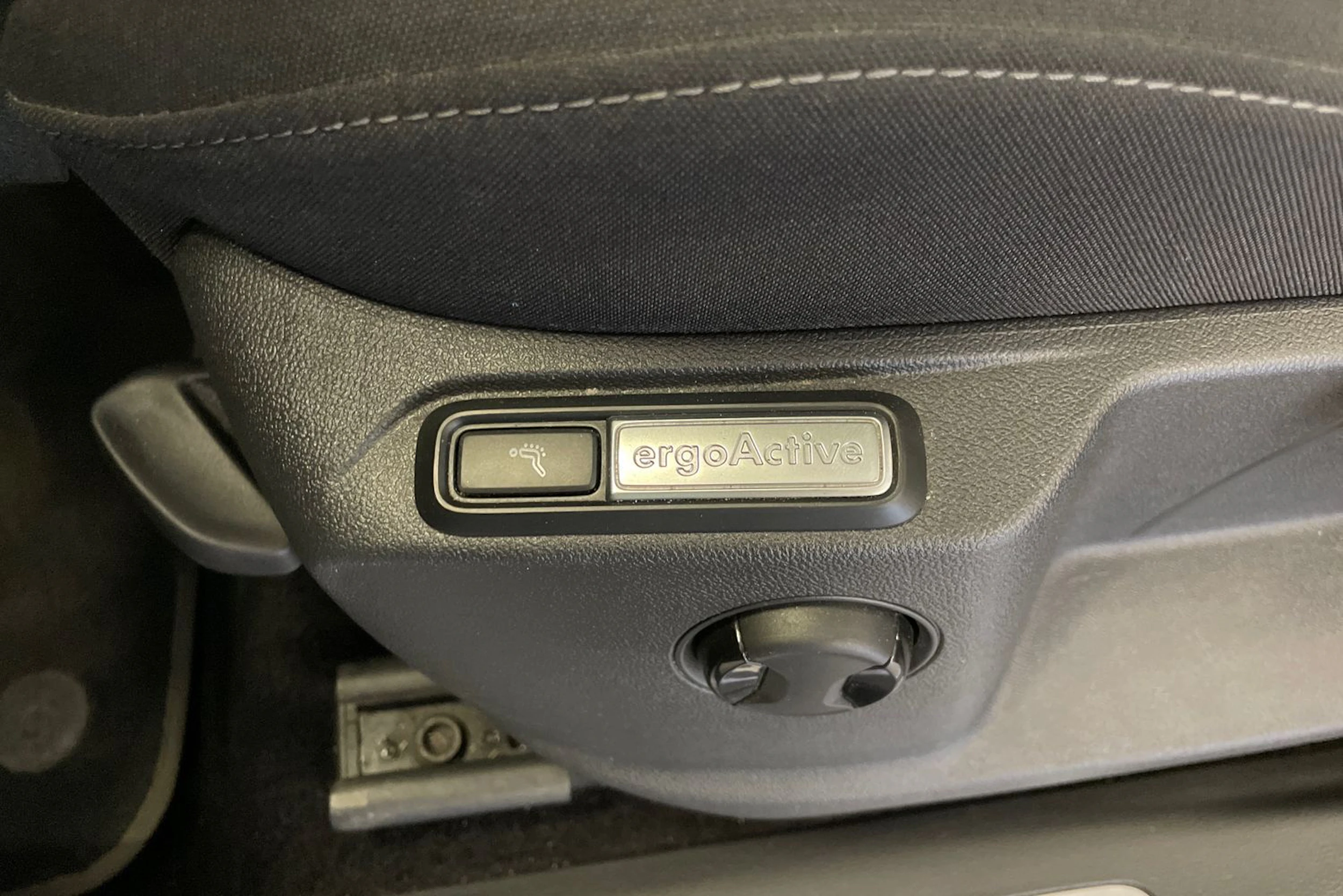 musta Volkswagen Tiguan 2023 kuva 19.