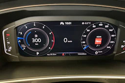 musta Volkswagen Tiguan 2023 kuva 26.
