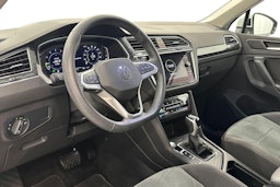 valkoinen Volkswagen Tiguan 2023 kuva 7.