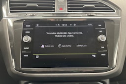 valkoinen Volkswagen Tiguan 2023 kuva 25.