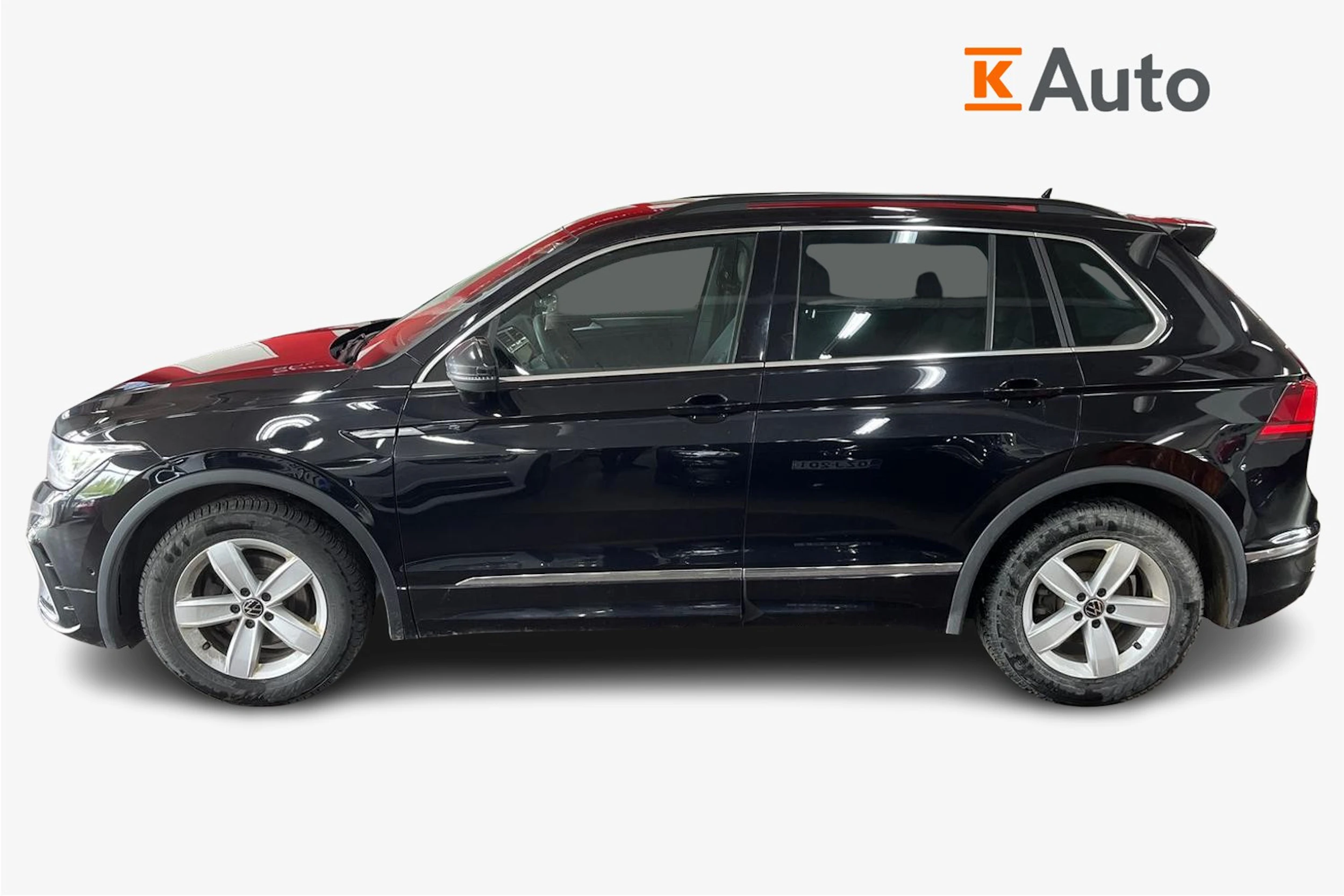 musta Volkswagen Tiguan 2023 kuva 7.