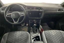 musta Volkswagen Tiguan 2023 kuva 9.
