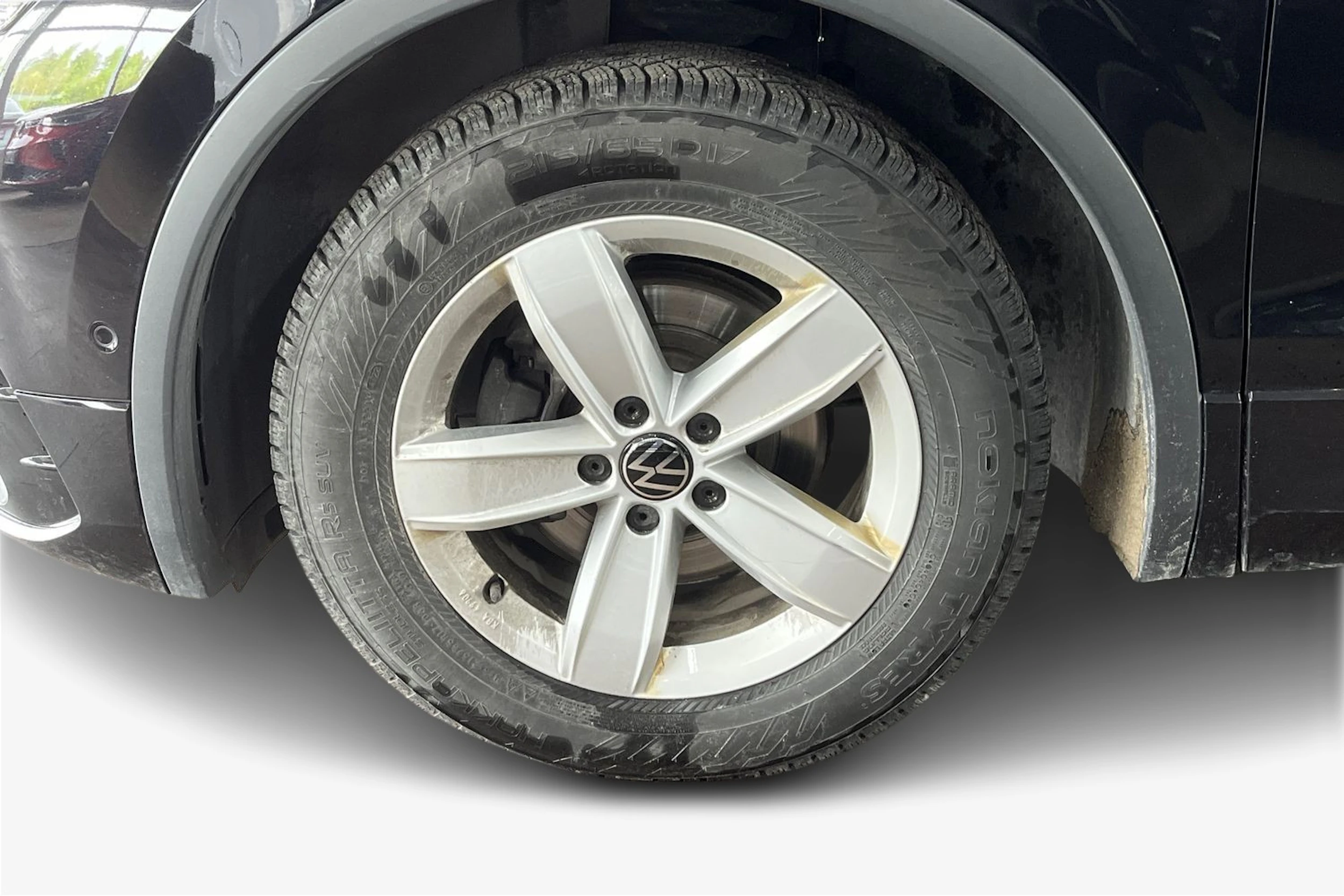 musta Volkswagen Tiguan 2023 kuva 12.
