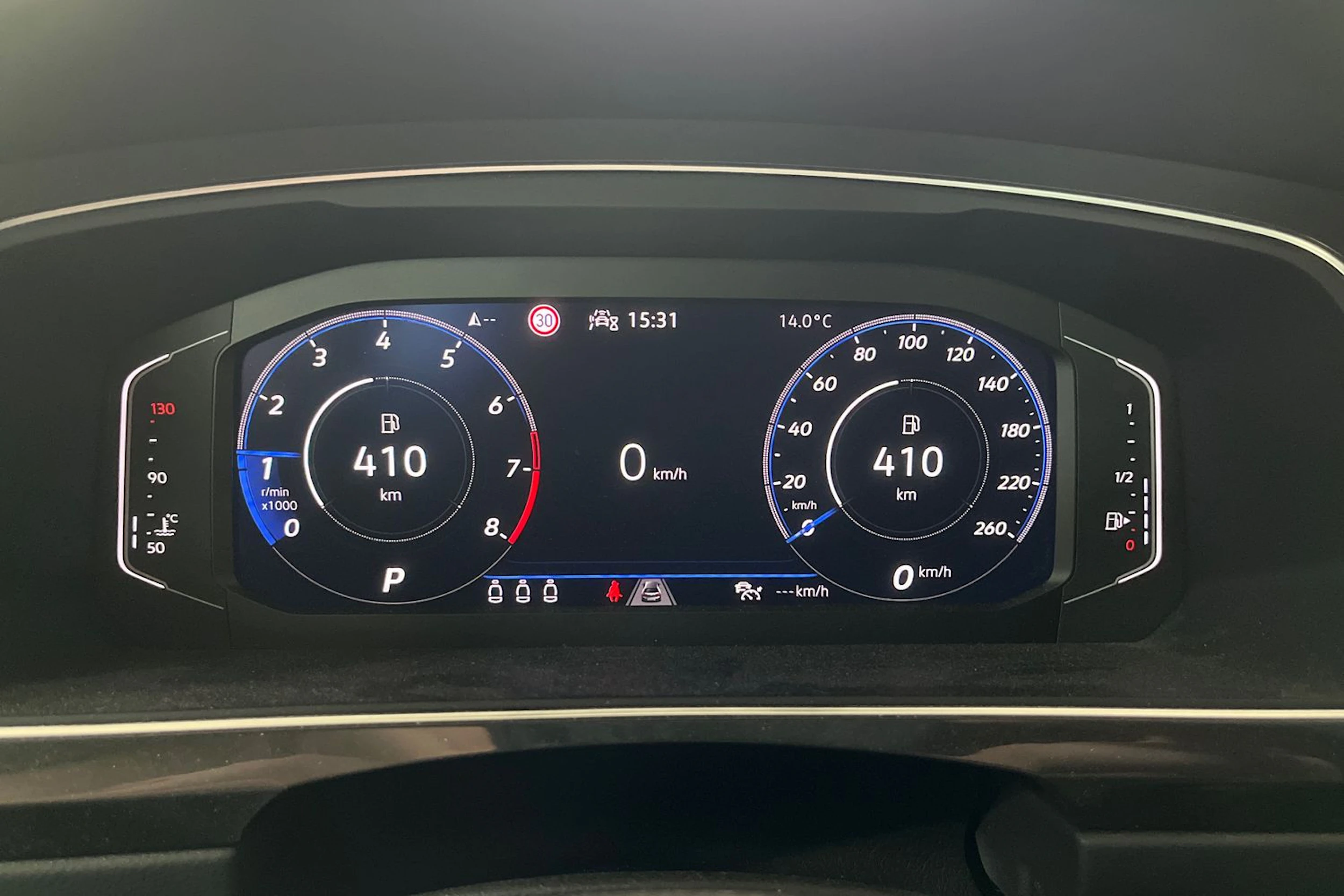musta Volkswagen Tiguan 2023 kuva 17.