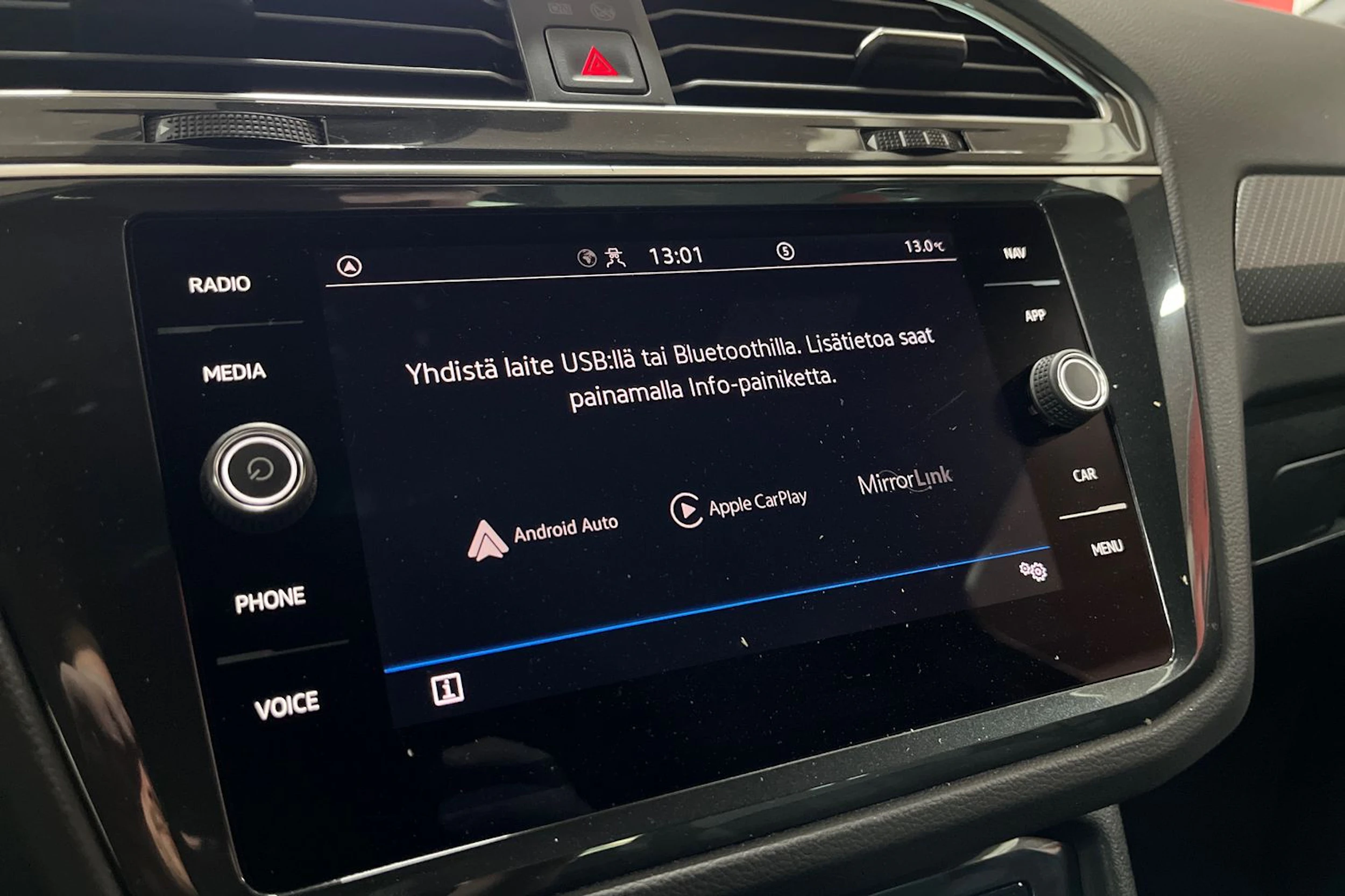 musta Volkswagen Tiguan 2023 kuva 22.