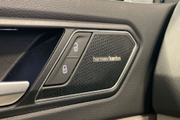 valkoinen Volkswagen Tiguan 2023 kuva 23.