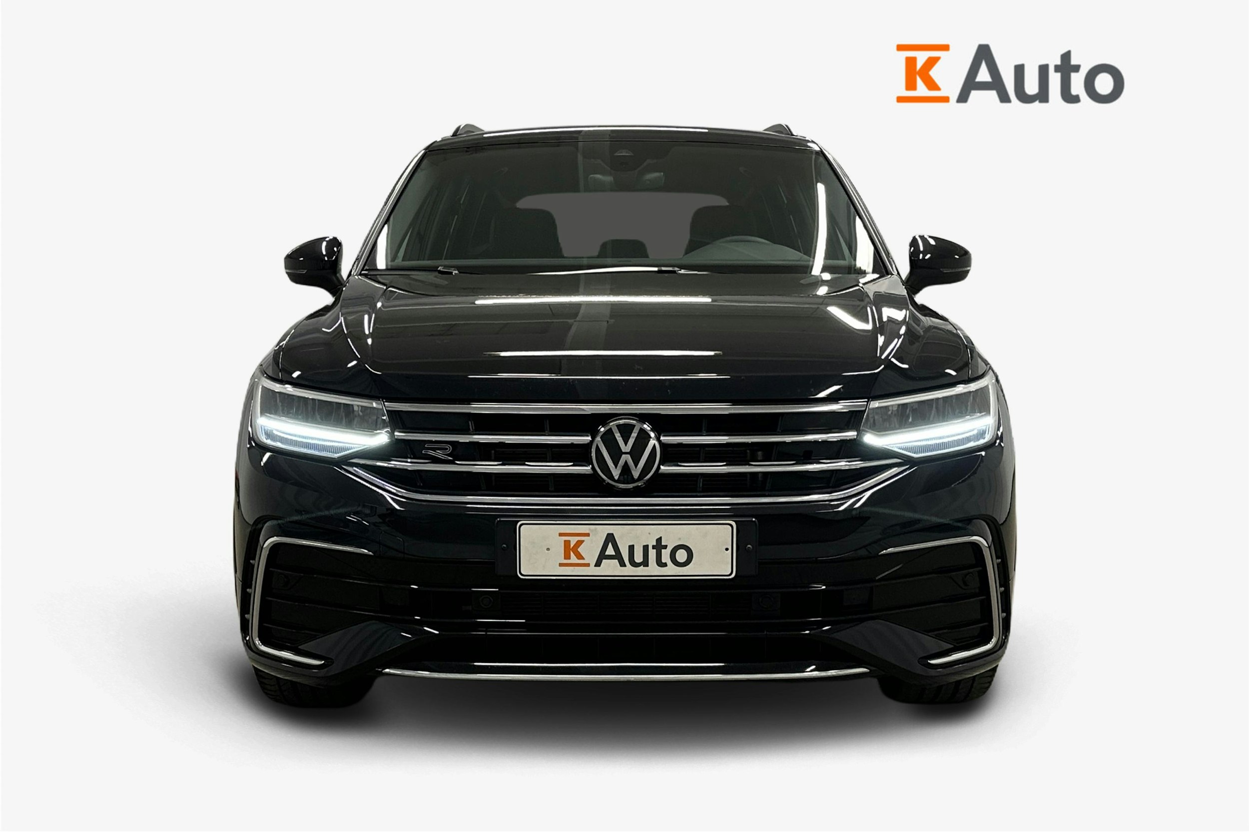 musta Volkswagen Tiguan 2024 kuva 5.
