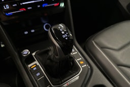 musta Volkswagen Tiguan 2024 kuva 25.