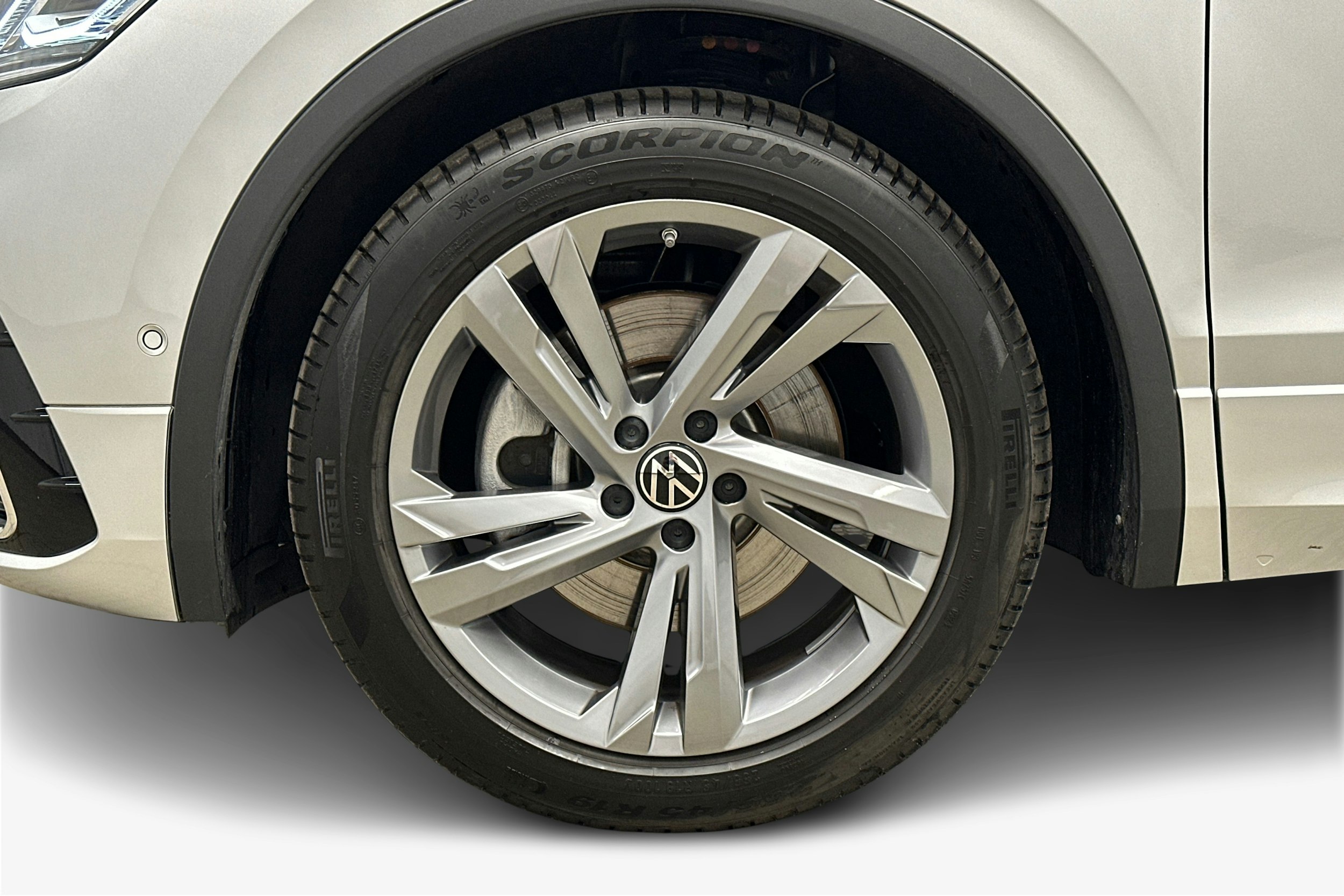 hopea Volkswagen Tiguan 2024 kuva 11.