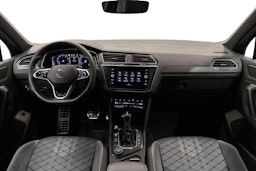 harmaa Volkswagen Tiguan 2024 kuva 7.