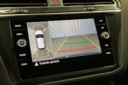 harmaa Volkswagen Tiguan 2024 kuva 24.