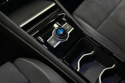 Oranssi Volkswagen Tiguan 2024 kuva 17.