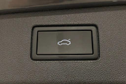 Oranssi Volkswagen Tiguan 2024 kuva 24.