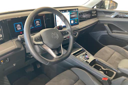 oranssi Volkswagen Tiguan 2024 kuva 6.