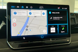 oranssi Volkswagen Tiguan 2024 kuva 15.