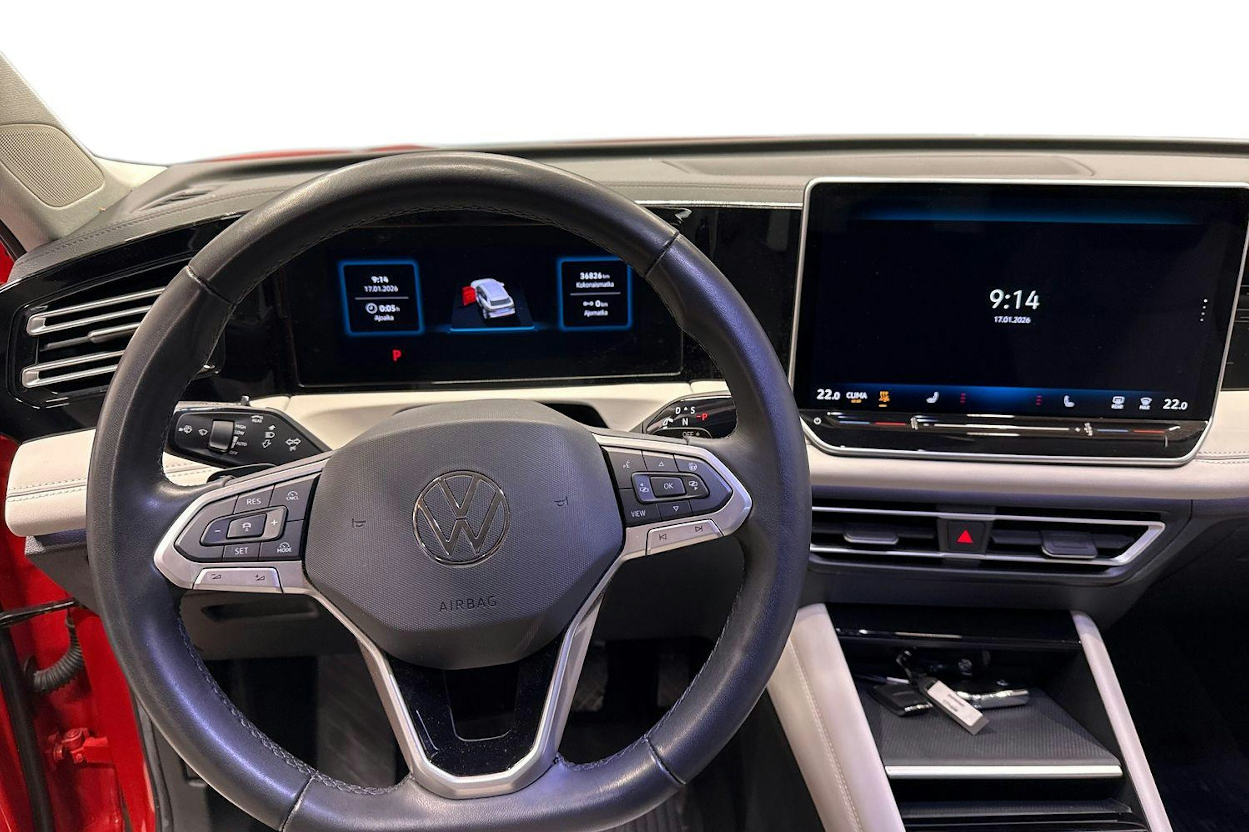 met. oranssi Volkswagen Tiguan 2024 kuva 9.