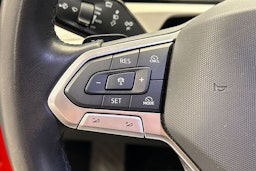 met. oranssi Volkswagen Tiguan 2024 kuva 18.