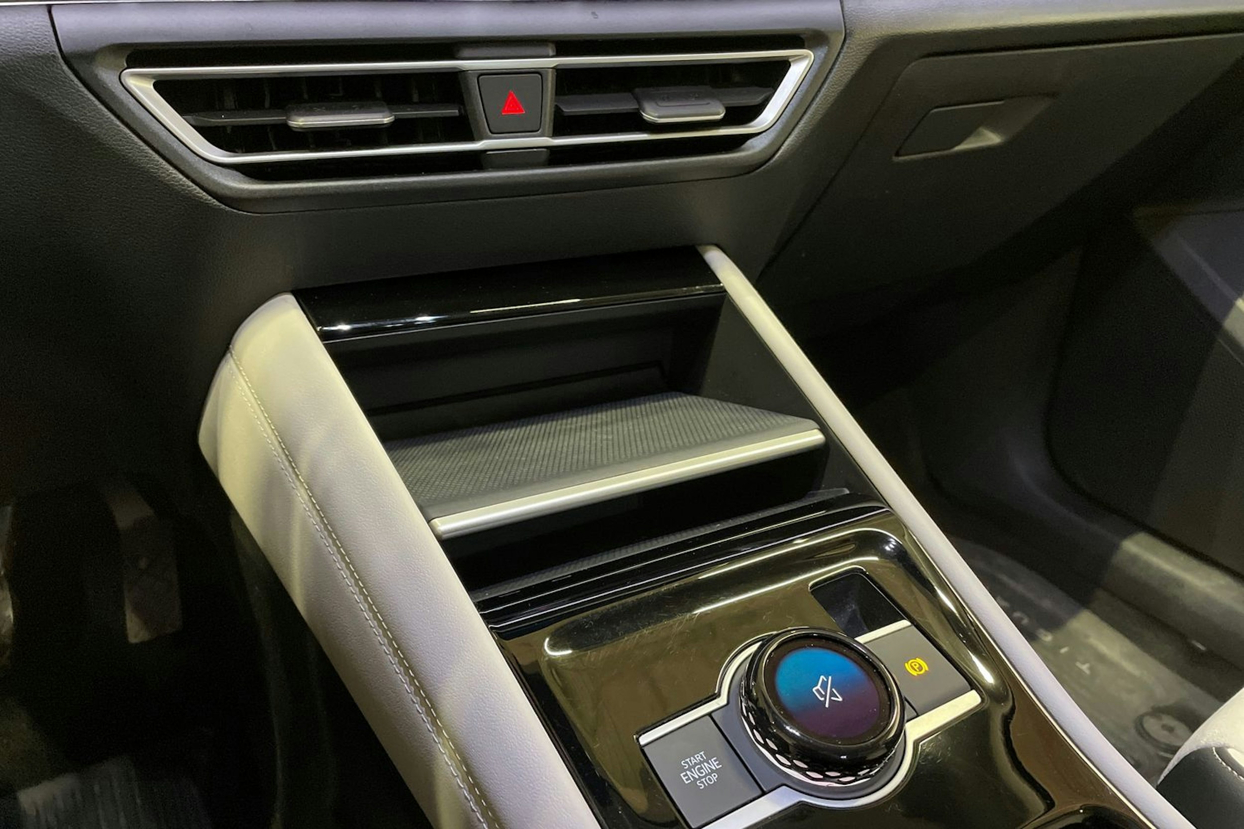 met. oranssi Volkswagen Tiguan 2024 kuva 29.