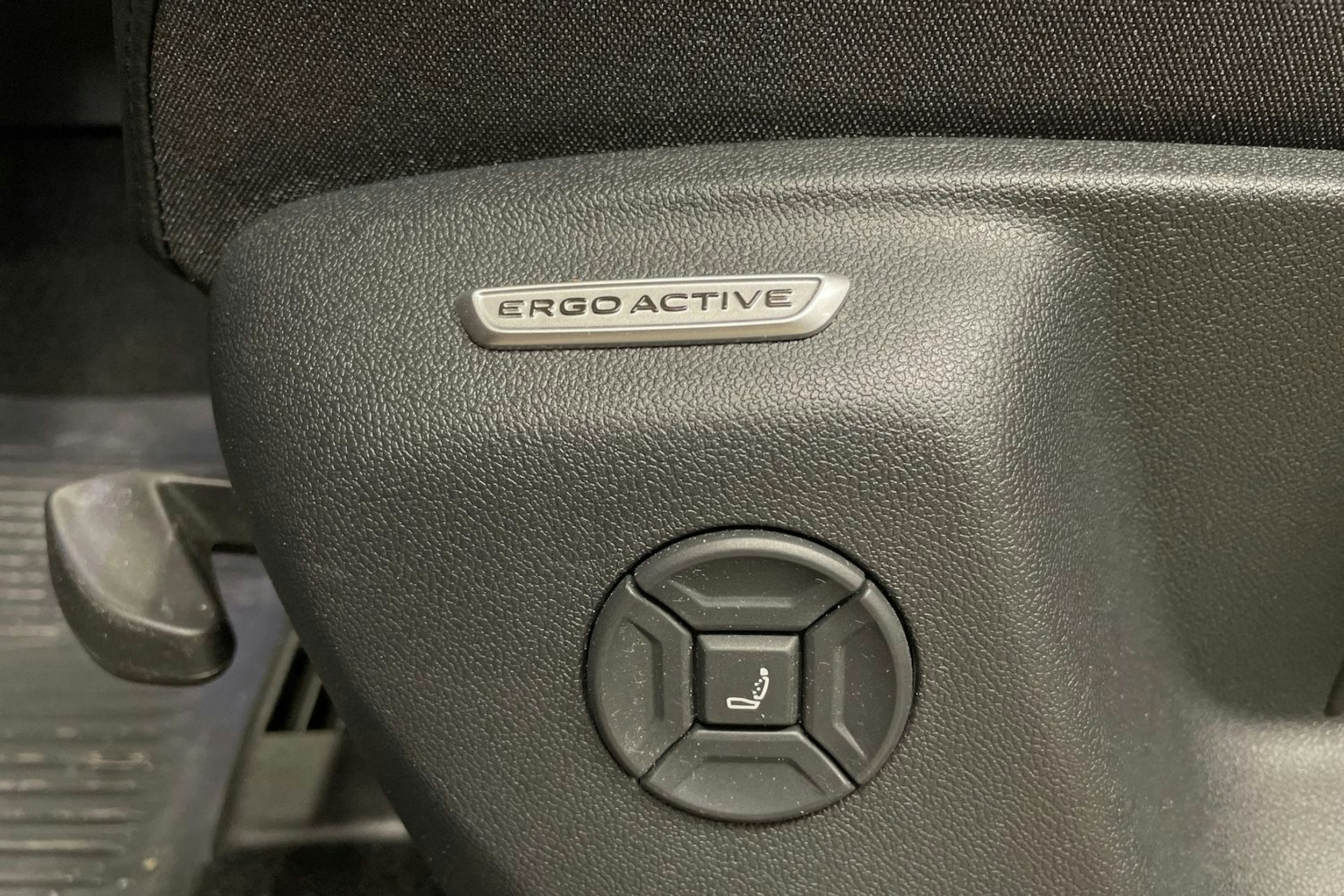 met. oranssi Volkswagen Tiguan 2024 kuva 32.