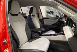 met. oranssi Volkswagen Tiguan 2024 kuva 34.