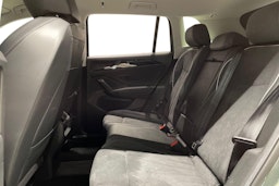 vihreä Volkswagen Tiguan 2024 kuva 10.