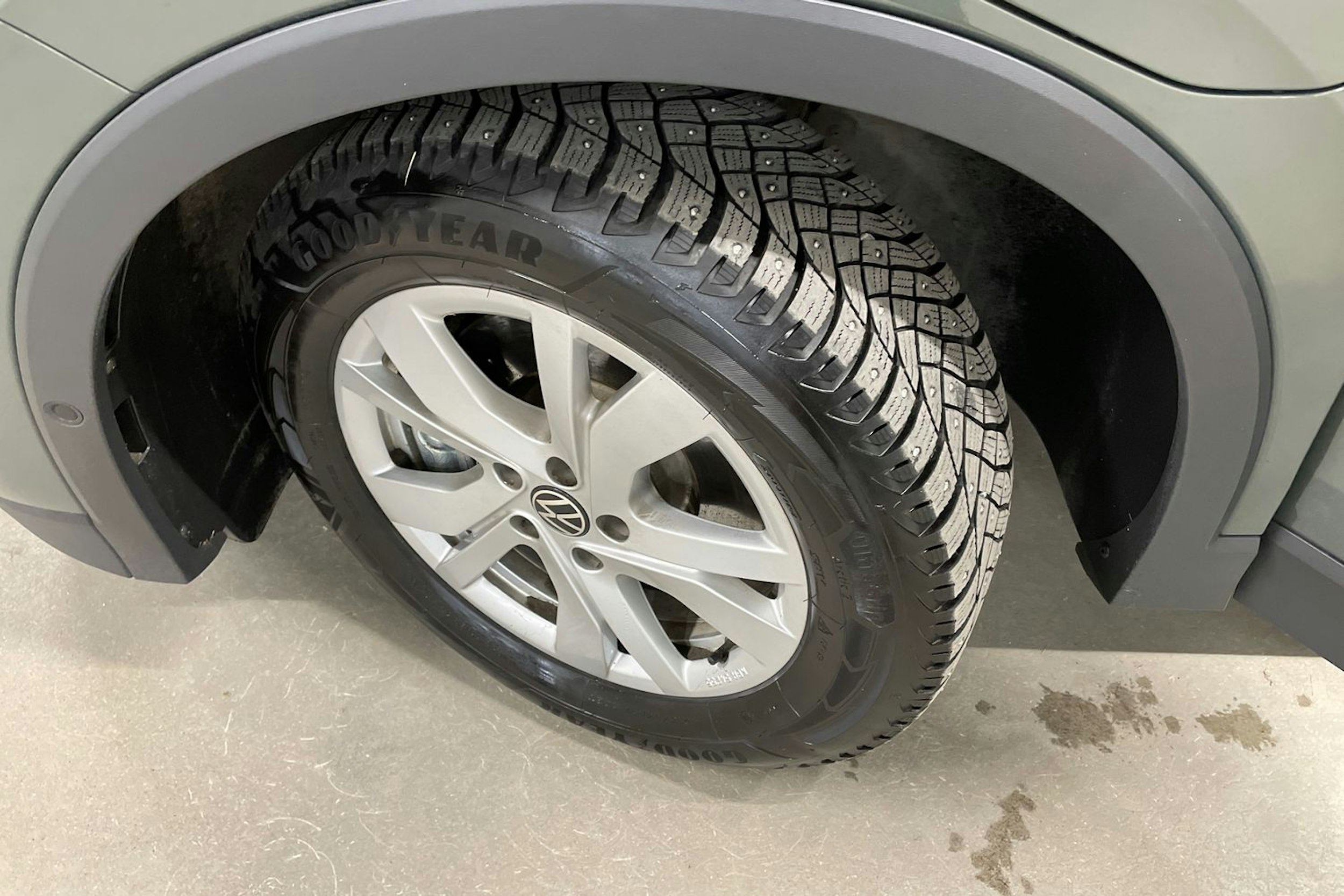 vihreä Volkswagen Tiguan 2024 kuva 13.