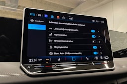 vihreä Volkswagen Tiguan 2024 kuva 21.