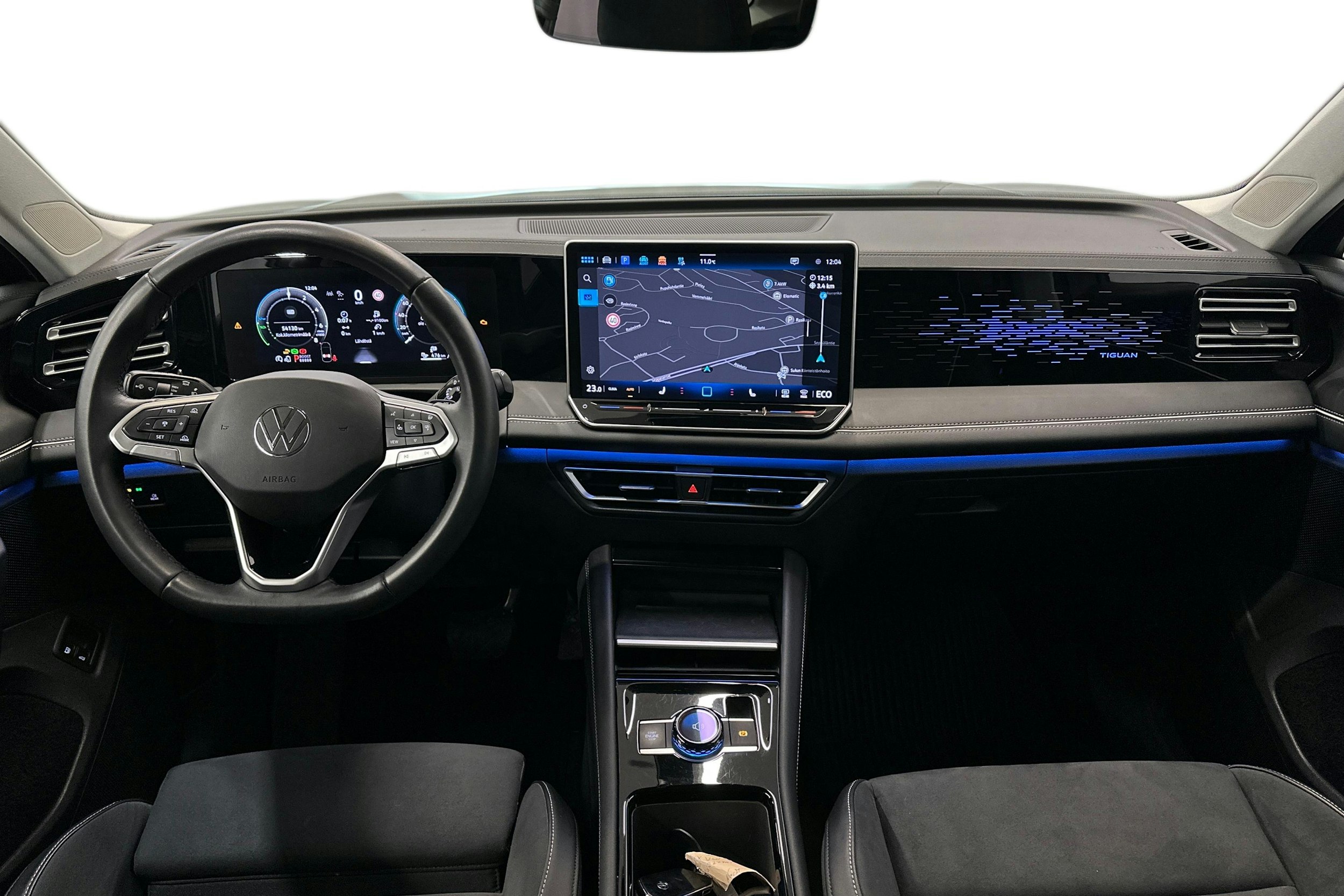 harmaa metalliväri Volkswagen Tiguan 2024 kuva 9.