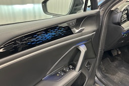 harmaa metalliväri Volkswagen Tiguan 2024 kuva 16.