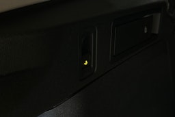 harmaa metalliväri Volkswagen Tiguan 2024 kuva 31.