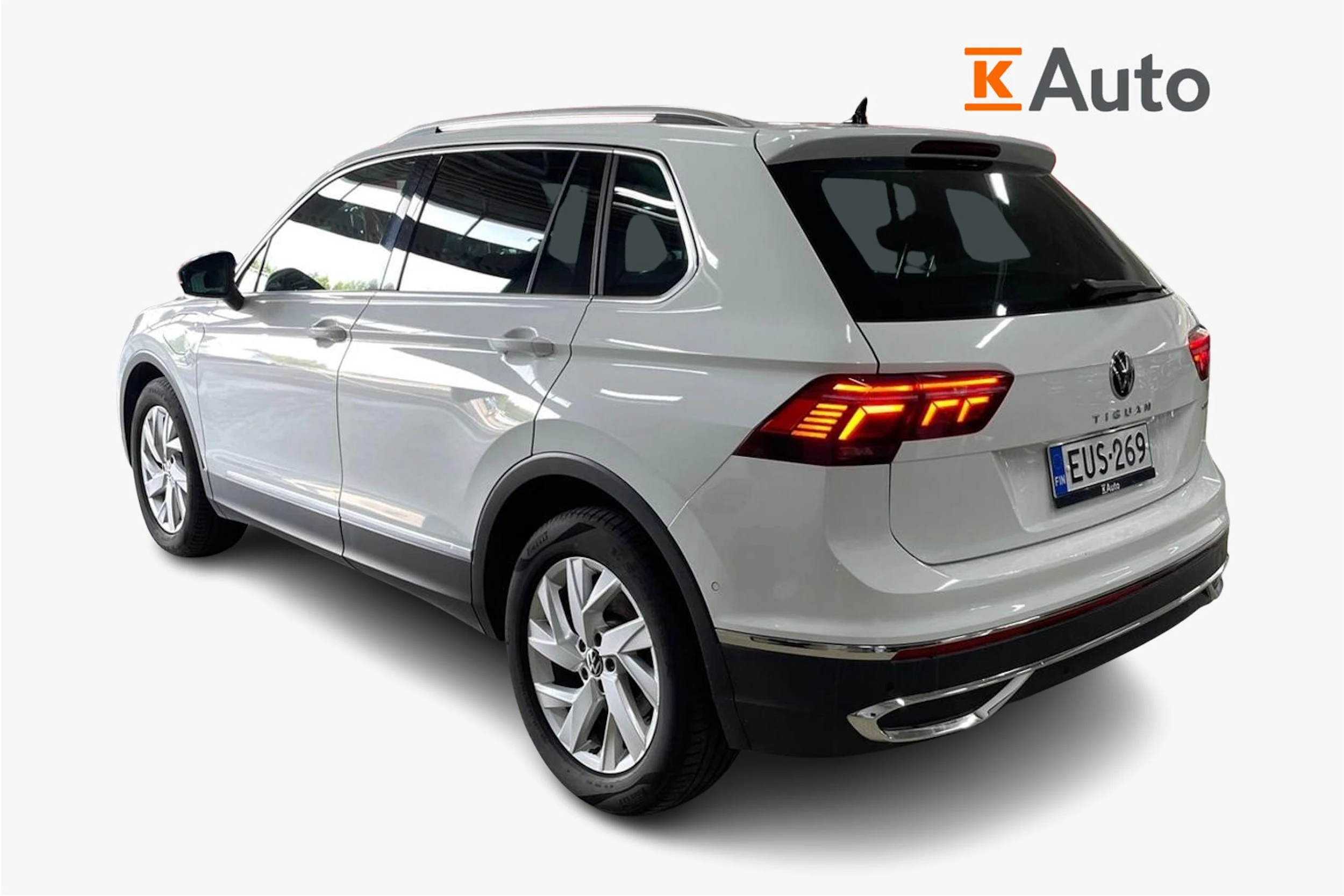 valkoinen Volkswagen Tiguan 2024 kuva 2.