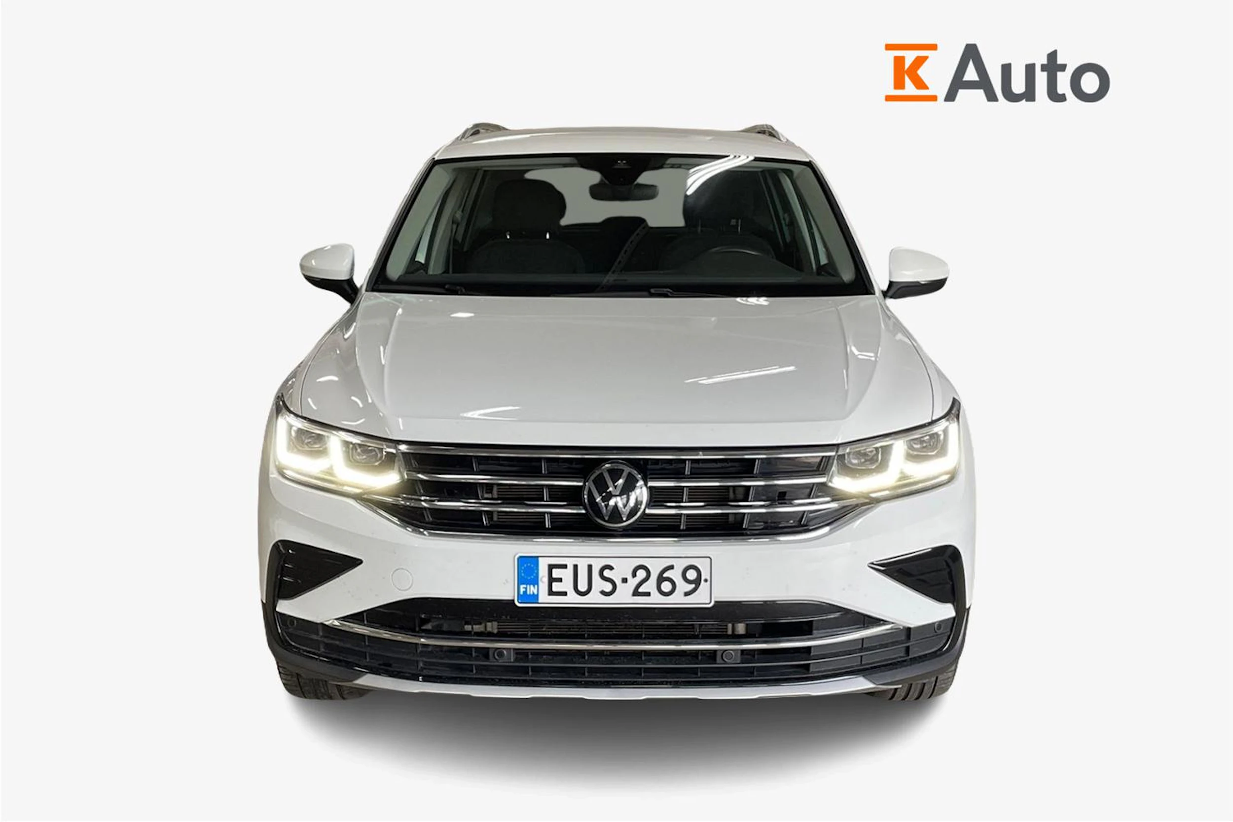 valkoinen Volkswagen Tiguan 2024 kuva 4.