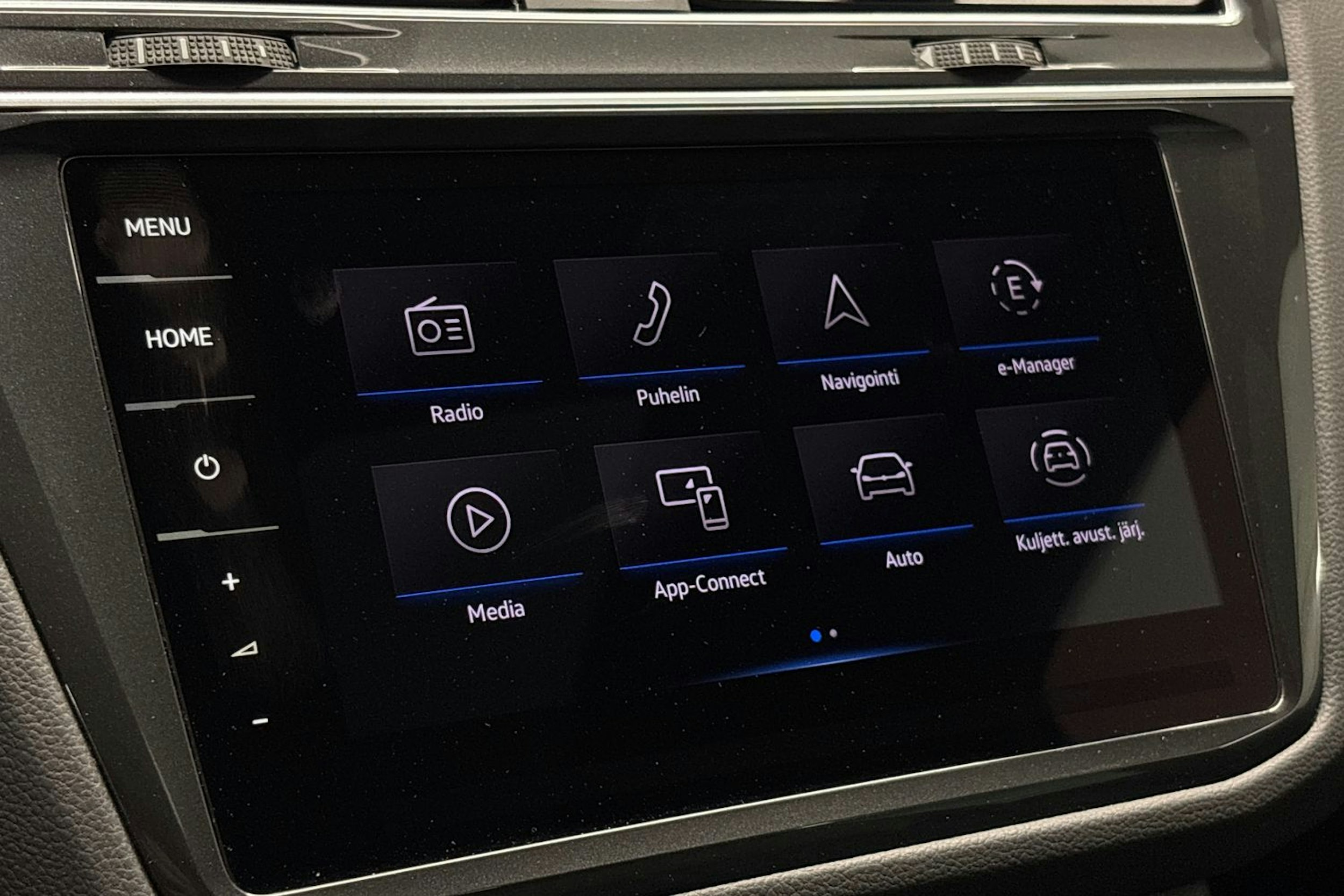 valkoinen Volkswagen Tiguan 2024 kuva 14.