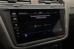 valkoinen Volkswagen Tiguan 2024 kuva 16.