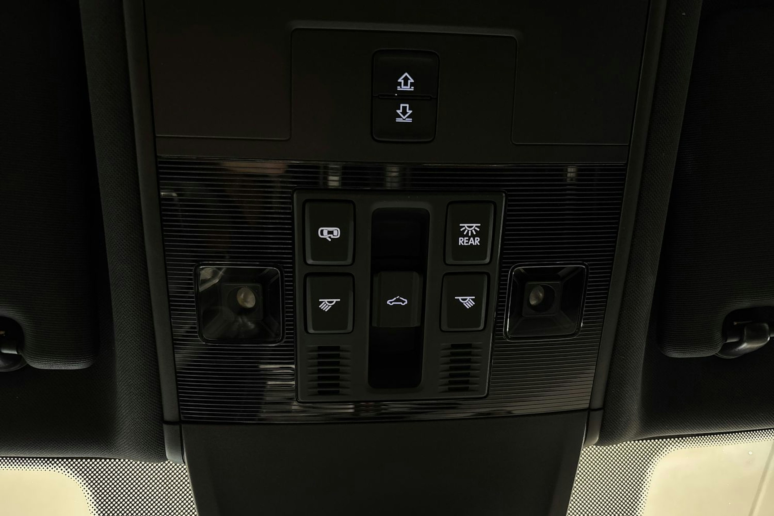 valkoinen Volkswagen Tiguan 2024 kuva 22.