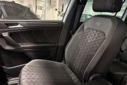 valkoinen Volkswagen Tiguan 2024 kuva 24.