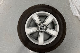 valkoinen Volkswagen Tiguan 2024 kuva 30.