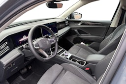 oranssi Volkswagen Tiguan 2024 kuva 3.