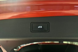 oranssi Volkswagen Tiguan 2024 kuva 16.