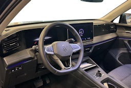 sininen Volkswagen Tiguan 2024 kuva 3.