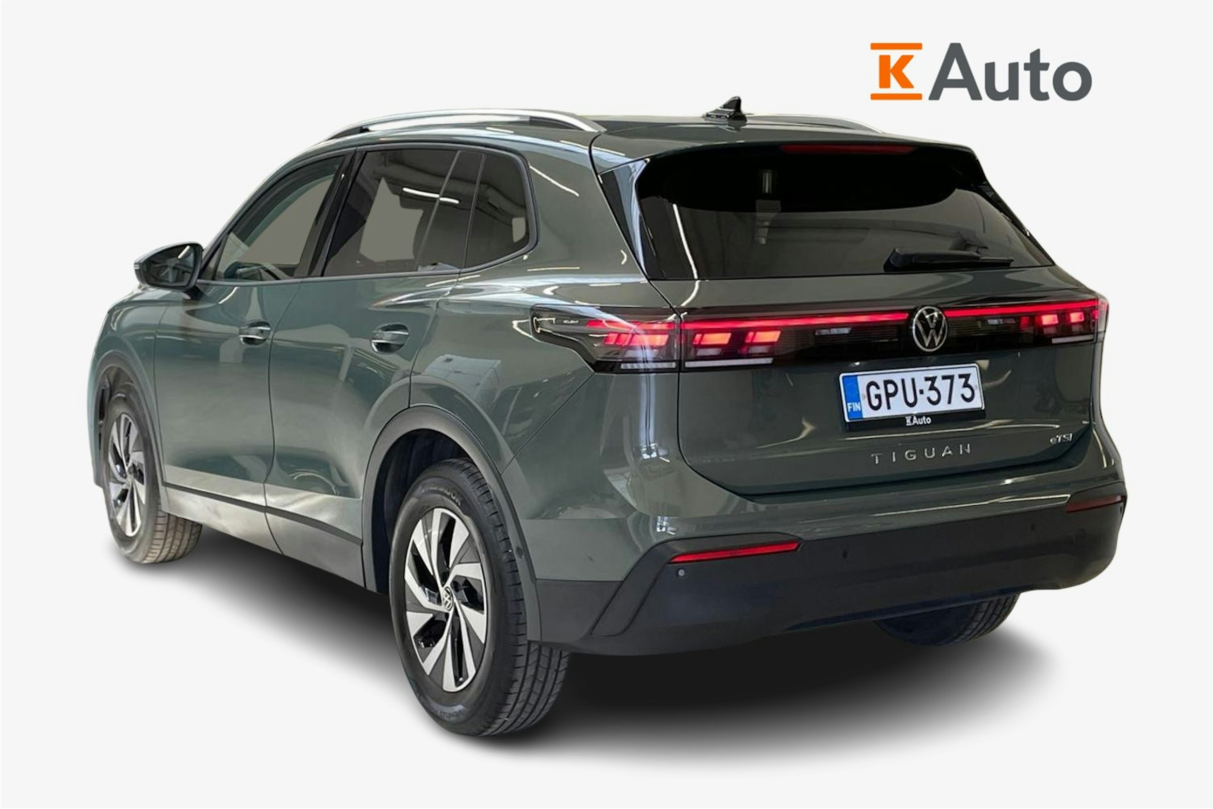 vihreä Volkswagen Tiguan 2024 kuva 2.