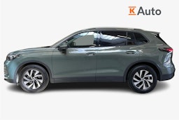 vihreä Volkswagen Tiguan 2024 kuva 6.