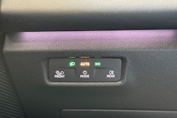 vihreä Volkswagen Tiguan 2024 kuva 17.