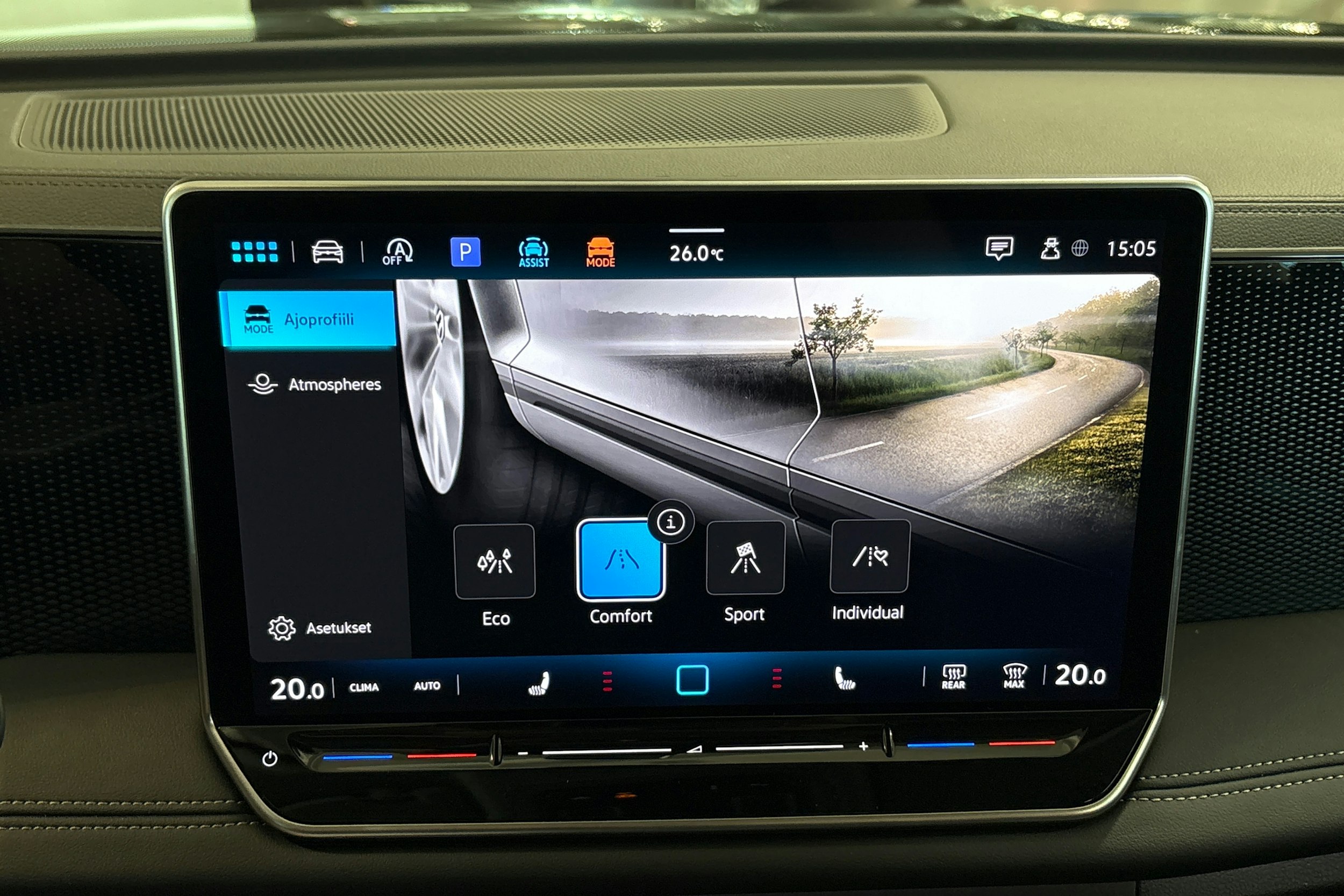 vihreä Volkswagen Tiguan 2024 kuva 25.