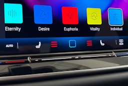 vihreä Volkswagen Tiguan 2024 kuva 30.