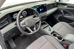 Valkoinen Volkswagen Tiguan 2024 kuva 3.