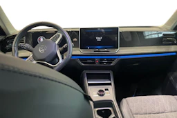 oranssi Volkswagen Tiguan 2024 kuva 7.