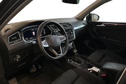 harmaa Volkswagen Tiguan 2024 kuva 3.