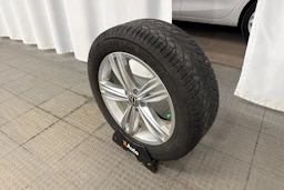 musta Volkswagen Tiguan 2024 kuva 10.