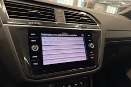 musta Volkswagen Tiguan 2024 kuva 18.